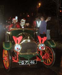 santa Gala Queen & Santa arrive
